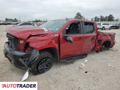 Chevrolet Silverado 5.0 benzyna 2021r. (HOUSTON)