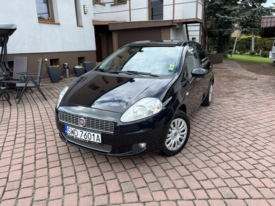 Fiat Punto Grande Punto Hatchback 5d 1.2 8v 65KM 2010