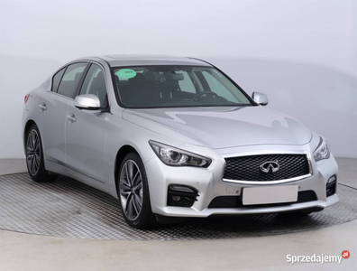 Infiniti Q50 Hybrid