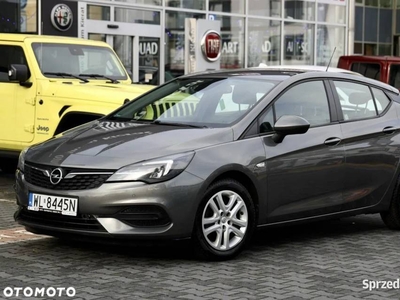 Opel Astra 2019 · 235 616 km · 1 199 cm3 · Benzyna