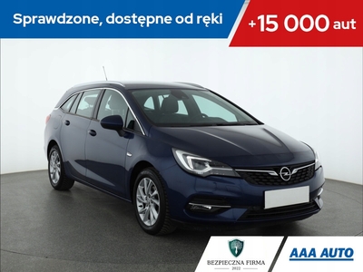 Opel Astra K Sportstourer Facelifting 1.2 Turbo 145KM 2020