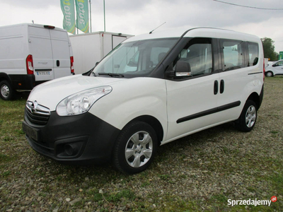 Opel Combo 1.6 CDTI 95KM \ dla niepełnosprawnych \ FV23% D (2011-)