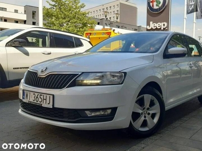 Skoda RAPID 2018 · 219 012 km · 999 cm3 · Benzyna+LPG