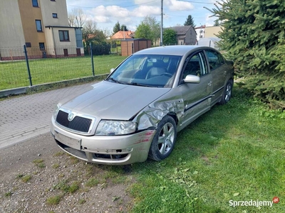 skoda superb 2.8 v6 manual lpg