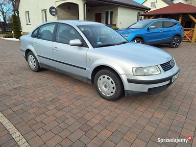 Sprzedam VW Passat 1.6bg