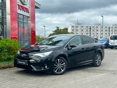 Toyota Avensis III Sedan Facelifting 2015 2.0 D-4D 143KM 2017