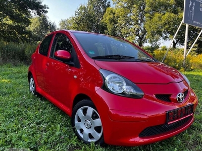 Toyota Aygo I Hatchback 3d 1.0 VVT-i 68KM 2009