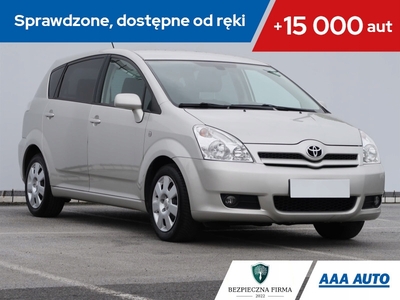 Toyota Corolla Verso E120 1.8 VVT-i 130KM 2007