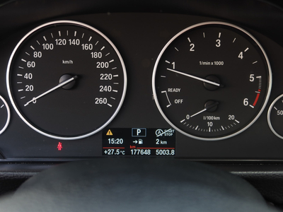 BMW 3 2017 318 d 177645km Sedan