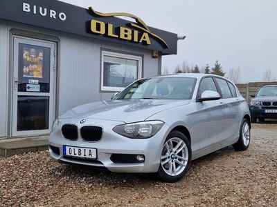 BMW Seria 1 F20-F21 Hatchback 5d 118i 170KM 2015