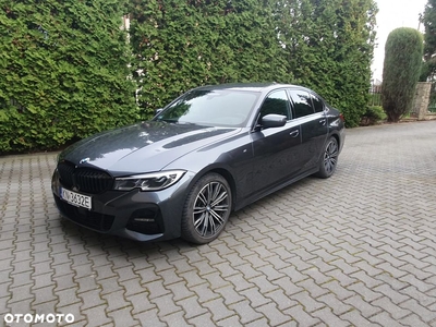 BMW Seria 3 330i xDrive M Sport sport