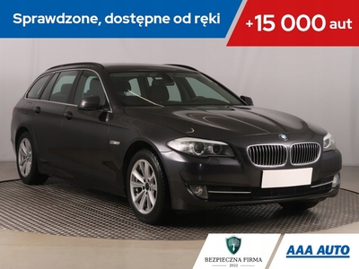 BMW Seria 5 F10-F11 Touring 520d 184KM 2011