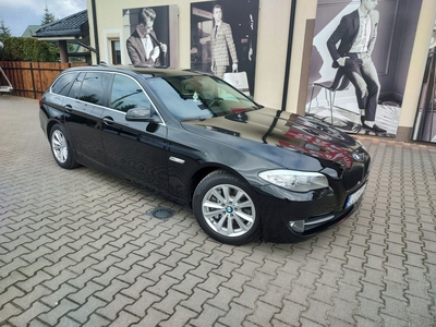 BMW Seria 5 F10-F11 Touring 530d 258KM 2013