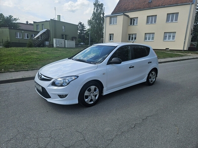 Hyundai i30 I Hatchback Facelifting 1.4 DOHC 109KM 2011