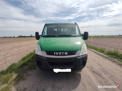 Iveco Daily. Doka. Skrzynia. 7 Osób.