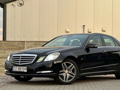 Mercedes Klasa E W212 Limuzyna 200 CDI BlueEFFICIENCY 136KM 2012