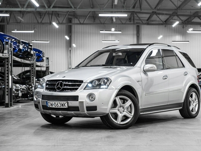 Mercedes Klasa M W164 Off-roader AMG 6.2 V8 (63 AMG) 510KM 2007