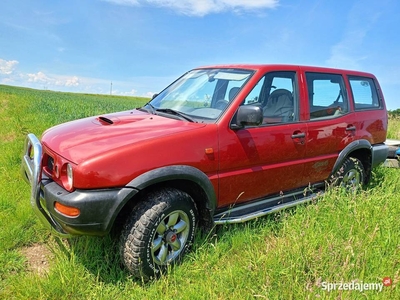 Nissan Terrano 2.7 TDI 5d 4x4