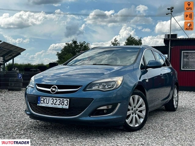 Opel Astra 1.4 benzyna 140 KM 2014r. (Kutno)