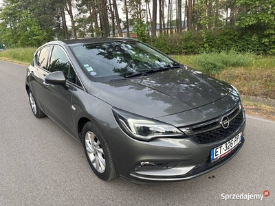 Opel Astra K 1.4T Automat