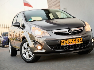 Opel Corsa D Hatchback 1.2 Twinport ECOTEC 85KM 2011