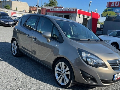 Opel Meriva II Mikrovan 1.4 Turbo ECOTEC 140KM 2010