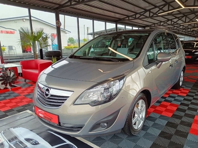 Opel Meriva II Mikrovan 1.4 Twinport ECOTEC 100KM 2010