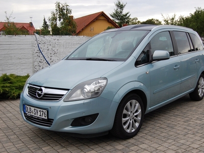 Opel Zafira B 1.8 ECOTEC 140KM 2009