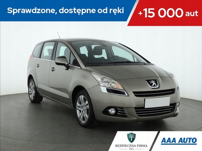 Peugeot 5008 I Minivan 1.6 HDi FAP 110KM 2010