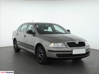 Skoda Octavia 1.6 100 KM 2011r. (Piaseczno)