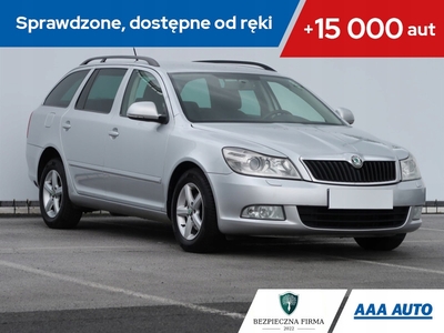 Skoda Octavia II Kombi Facelifting 1.6 MPI 102KM 2013