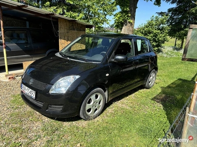 Suzuki Swift 1.3 92KM 2009 r. Klima ISOFIX 8xPP Alufelgi