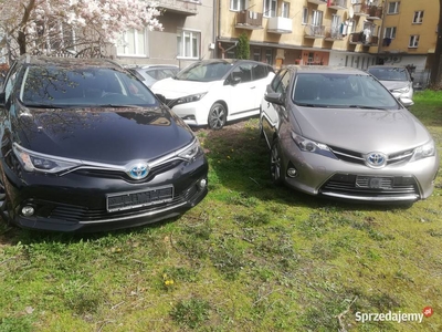 TOYOTA AURIS 18 HYBRID BOGATA WERSJA