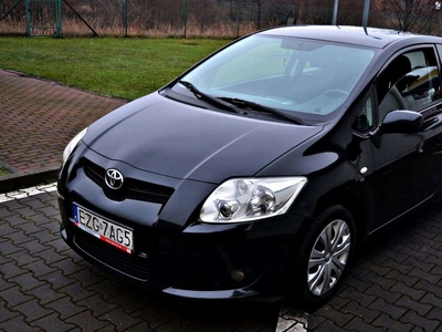 Toyota Auris I Hatchback 2.0 D-4D 125KM 2007