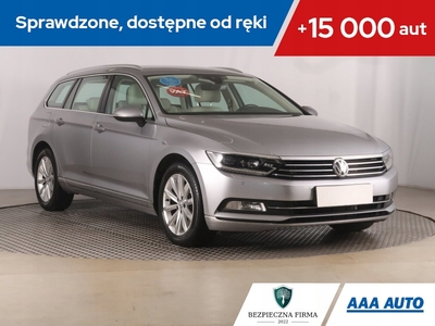 Volkswagen Passat B8 Variant 2.0 TDI BlueMotion SCR 150KM 2018