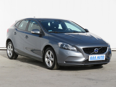 Volvo V40 2016 1.5 T3 132711km Hatchback