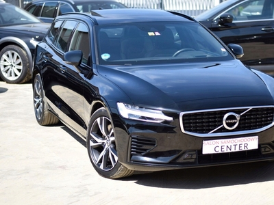 Volvo V60 II Kombi 2.0 T8 Twin Engine 390KM 2020