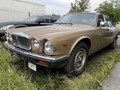 Daimler Jaguar XJ 12 Double Six 5.3 V12 VANDEN PLAS