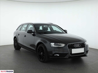 Audi A4 2.0 140 KM 2012r. (Piaseczno)