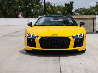 Audi R8