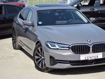 BMW Seria 5 G30-G31 Limuzyna Plug-In 2.0 530e 292KM 2022