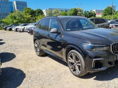 BMW X5 G05 M SUV 4.4 M50i 530KM 2021