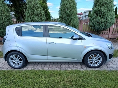 Chevrolet Aveo T300 Hatchback 5d 1.3D 95KM 2012