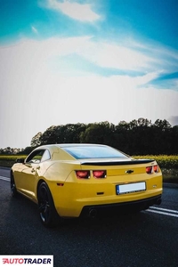 Chevrolet Camaro 6.2 benzyna 405 KM 2009r. (biała)