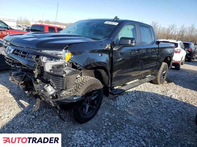 Chevrolet Silverado 5.0 benzyna 2023r. (BRIDGETON)