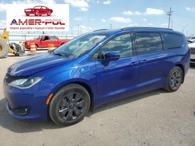 Chrysler Pacifica II 2020