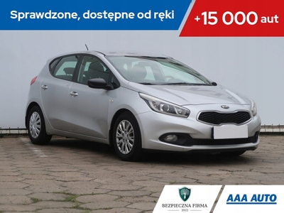 Kia Ceed I Hatchback 5d Facelifting 1.6 CRDi VGT 128KM 2012