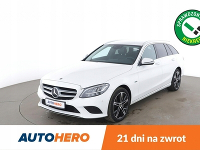 Mercedes Klasa C W205 Kombi Facelifting HYBRYDA 2.0 300 e 320KM 2020