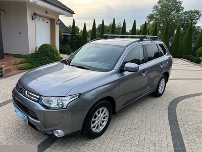 Mitsubishi Outlander III 2013