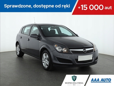 Opel Astra J Hatchback 5d 1.6 Twinport ECOTEC 115KM 2011